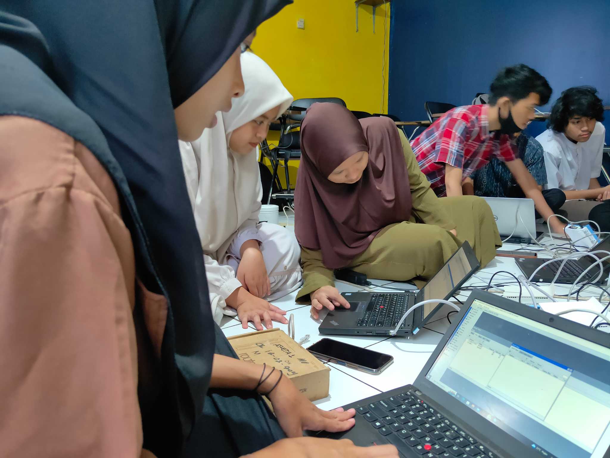 Kampus Full Praktik